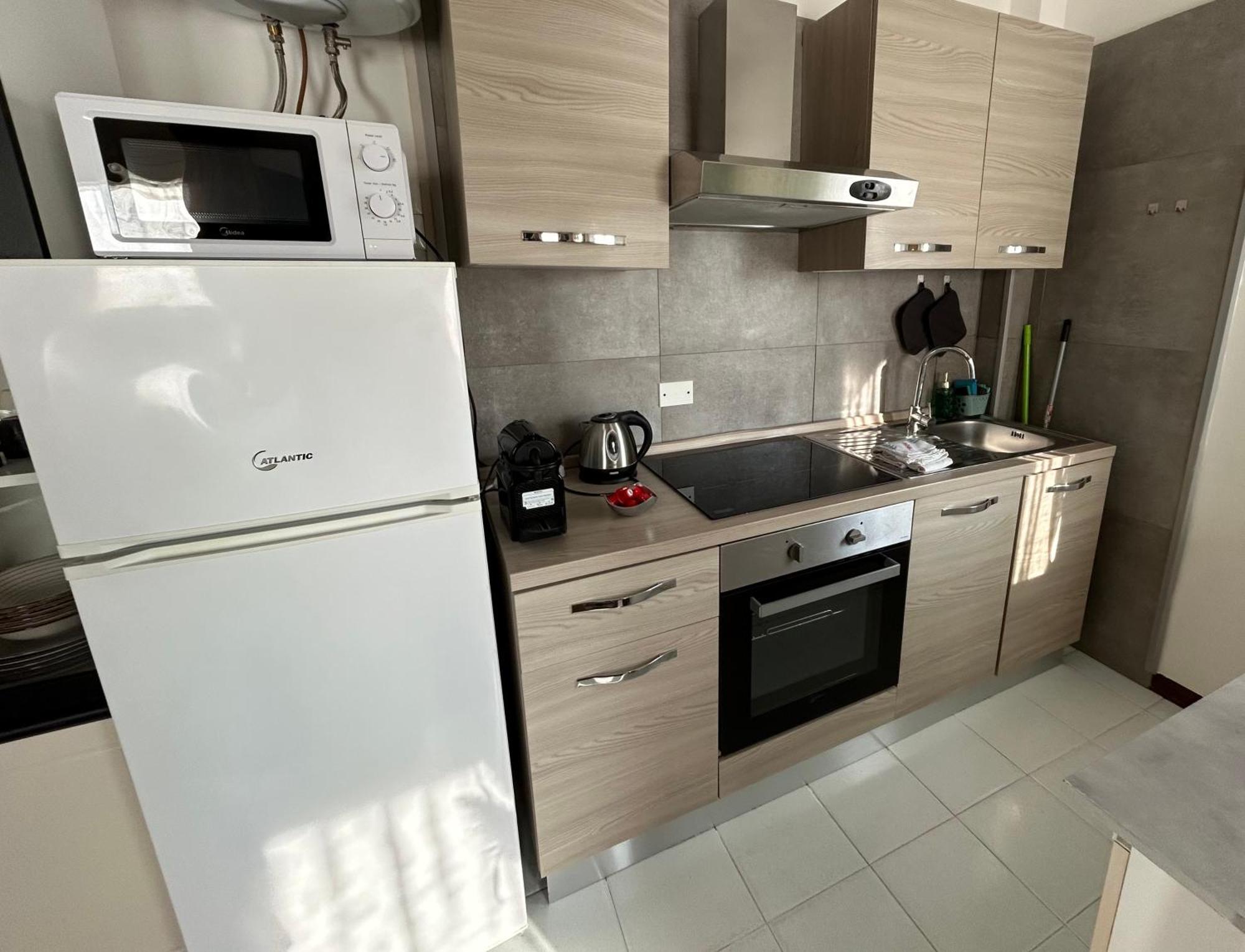 Tower 22 - Centre And Near Train Station Apartment Modena Exterior foto